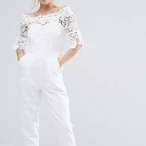 Petite Paper Dolls White Off Shoulder Lace Jumpsuit US 0 UK 4